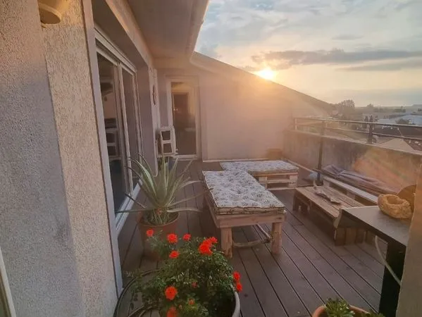 Magnifique appartement mansardé de standing - Dernier étage avec terrasse sud