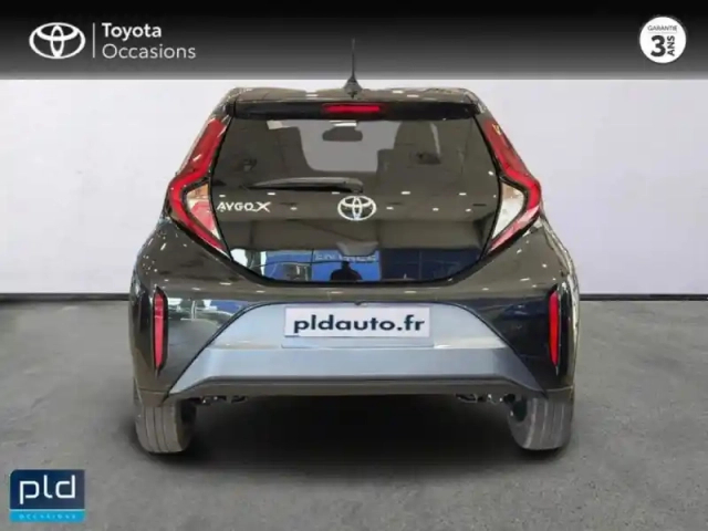 Toyota Aygo X 1.0 vvt-i 72ch design my24 — photo 7