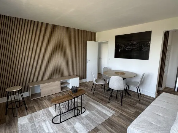 Loue chambre en colocation dans appartement