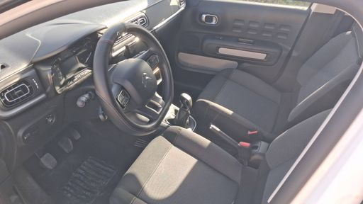 Citroen C3 1.2 PureTech 82 - C-Series – 2023 – 24370 km – Essence – Boîte Manuelle — photo 13