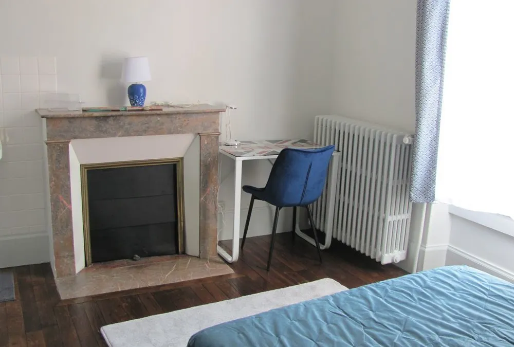 Photo 1