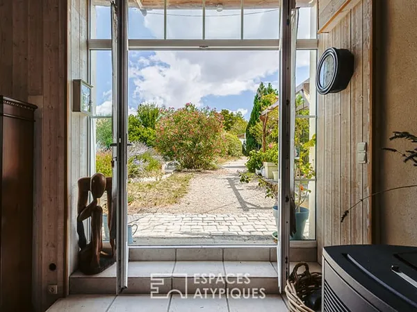 Maison familiale de caractère avec dépendances et piscine