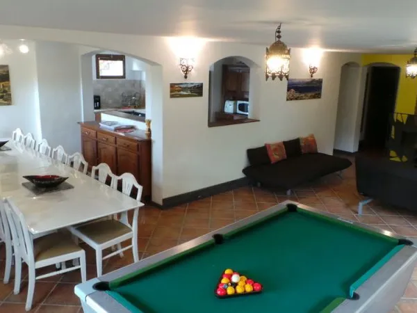 Très grand T3 134m² plein-pied, jardin 360m² arboré équipé