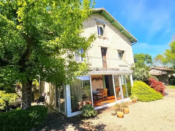 Maison 9 pièces 223 m²