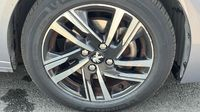 Peugeot 208 1.2 PureTech 100ch S&S Allure Pack — photo 10
