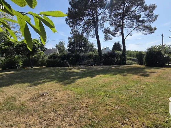 Terrain 609 m² Surzur