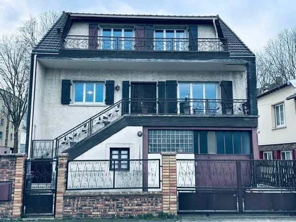 Maison 6 pièces 160 m²