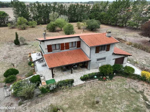 Maison 6 pièces 140 m²