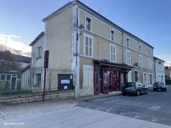 Immeuble de rapport 9 pièces 306 m²