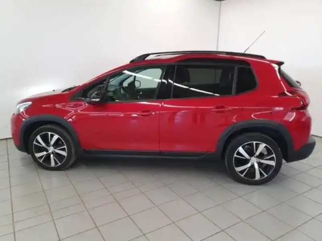 Peugeot 2008 1.2 puretech 110ch e6.c gt line s&amp;s eat6 — photo 13