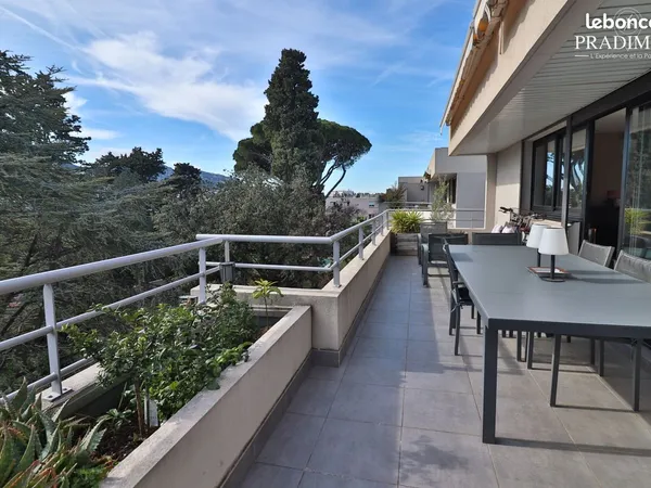 Appartement 2 pièces 61 m²
