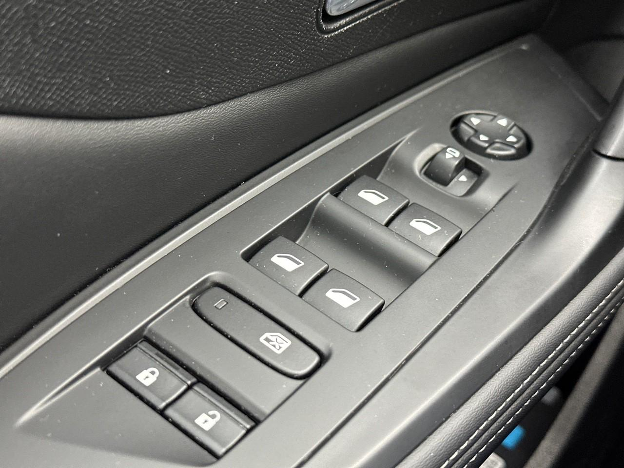 Peugeot 308 sw phev 180 e-eat8 allure pack — photo 16