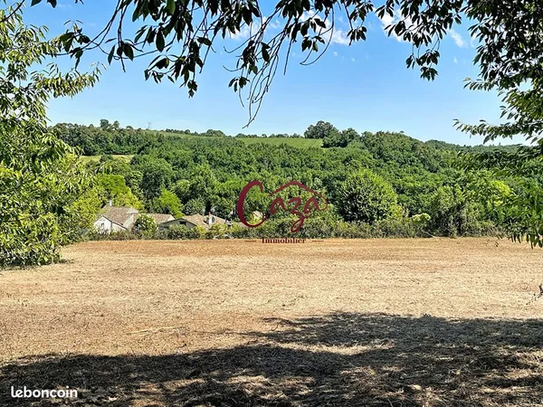 Terrain 7700 m² CREON