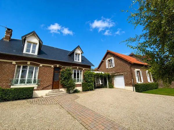 Maison 8 pièces 194 m²