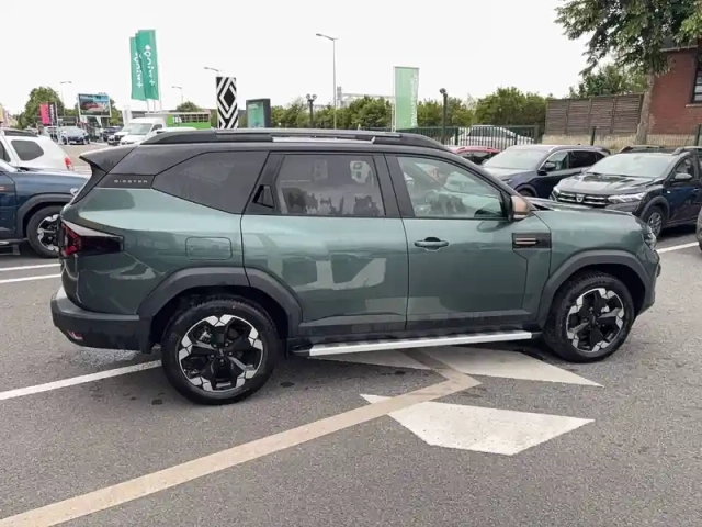 Dacia Bigster hybrid-g 150 4x4 / attelage + marchepieds — photo 6