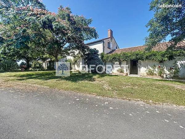 Longère 6 pièces 190 m²