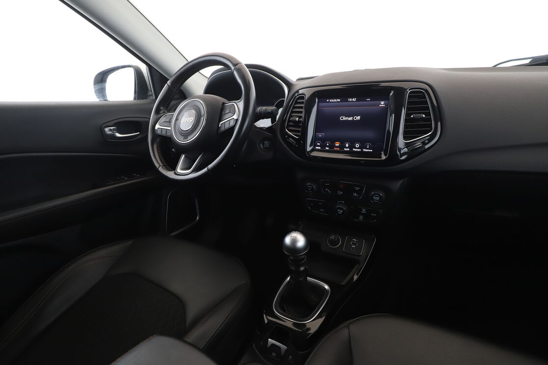 Jeep Compass 1.6 MJet Limited — photo 12