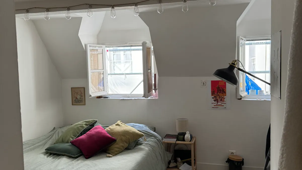 Photo 1