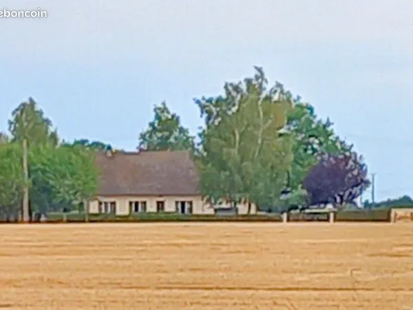 Maison 160 m2 sur 1800m2 proche Manou