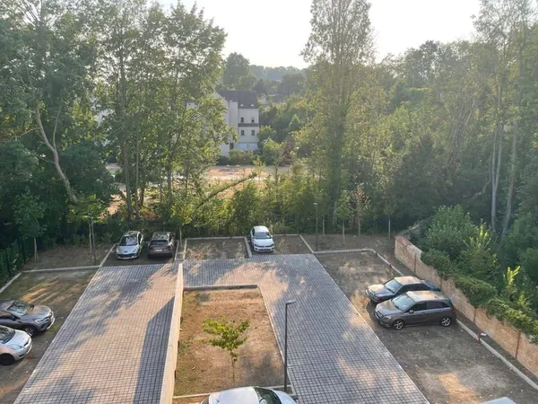 Parking 11 m²