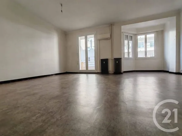 Appartement 2 pièces 67 m²