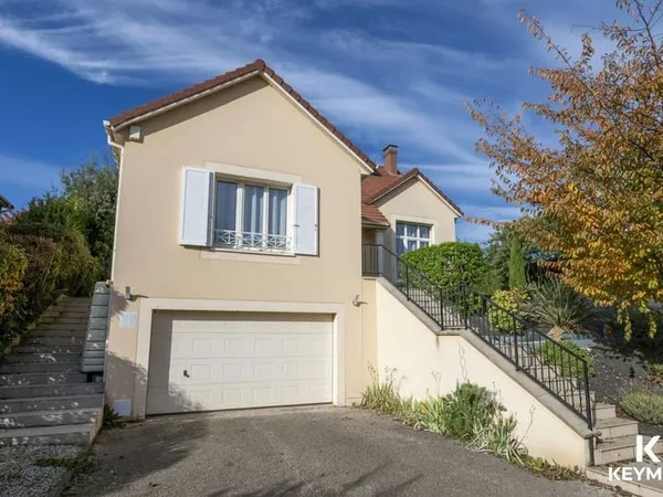 Maison 7 pièces 174 m²