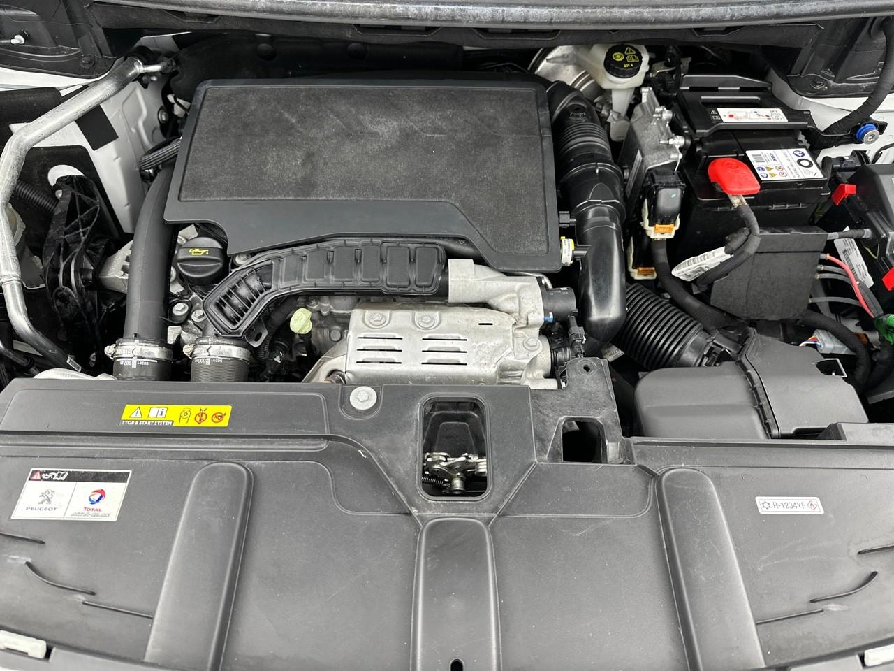 Peugeot 5008 puretech 130ch s&s eat8 allure pack — photo 13