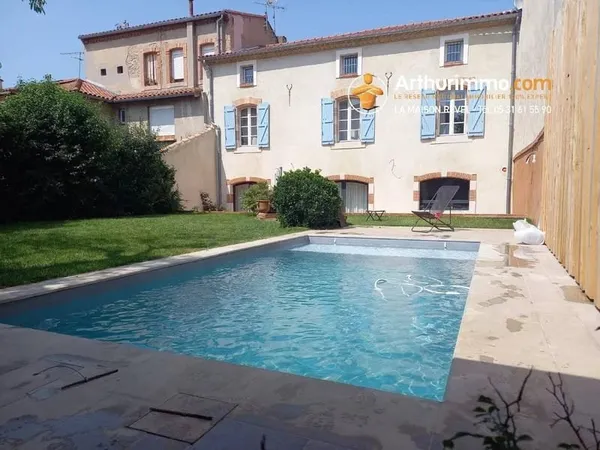 Maison 8 pièces 289 m²