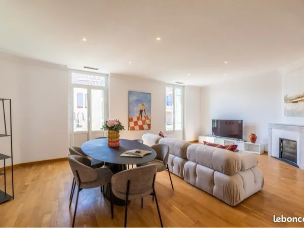 Appartement location à l'année scolaire centre ville île rousse