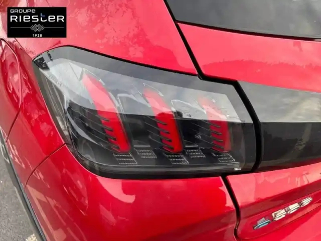 Peugeot 208 electrique 50 kwh 136ch — photo 37