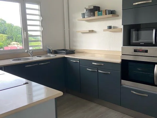 À louer - Appartement T4 meublé PETIT-BOURG