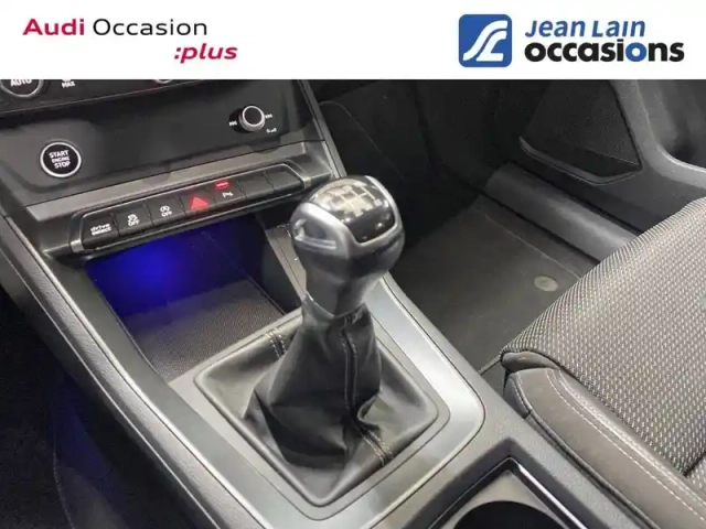 Audi Q3 35 tdi 150 ch — photo 13