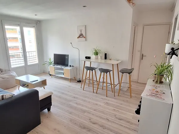 🌿 Coloc conviviale & meublée - 1 chambre dispo (Toutes charges comprises)