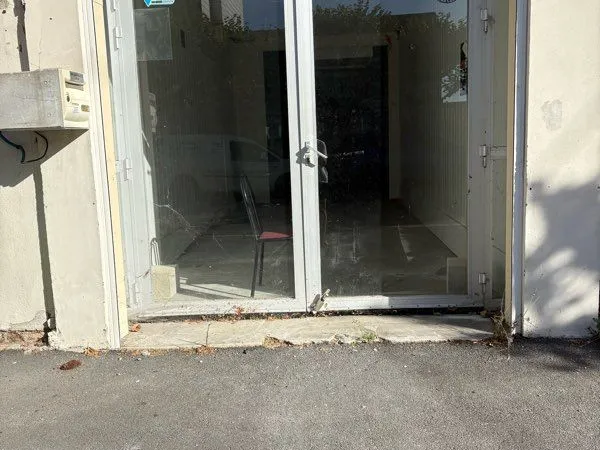 Commerce Location Guéret  65m² 600€