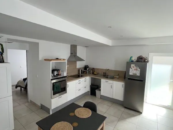 Appartement T2 THIL 01
