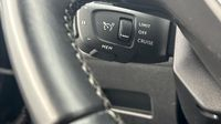 Peugeot 3008 HYBRID 225ch Allure Pack e-EAT8 — photo 18