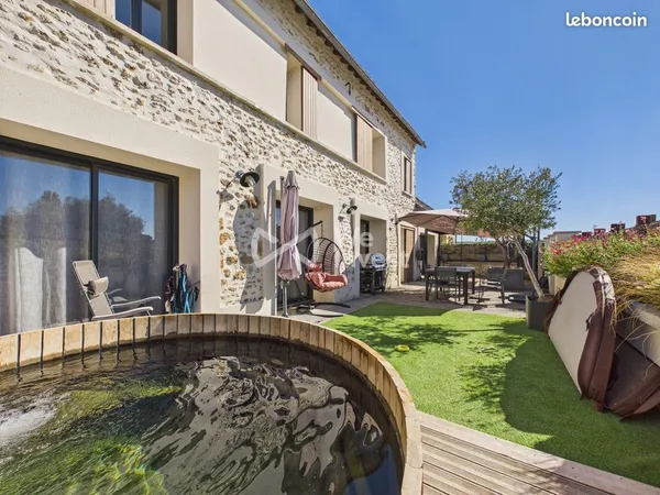 Propriété 6 pièces 120 m²