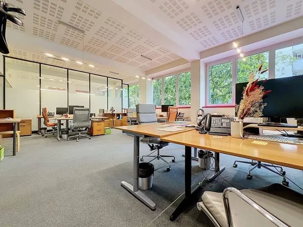 Bureaux 445 m²