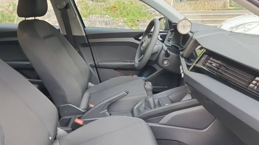 Audi A1 Sportback 1.0 TFSI 95 - Pack Entry – 2022 – 39752 km – Essence – Boîte Manuelle — photo 13