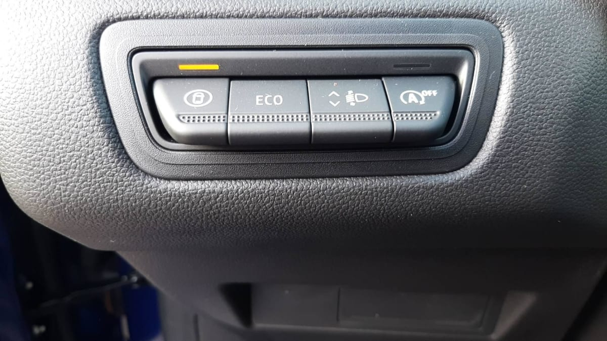 Renault Captur — photo 20