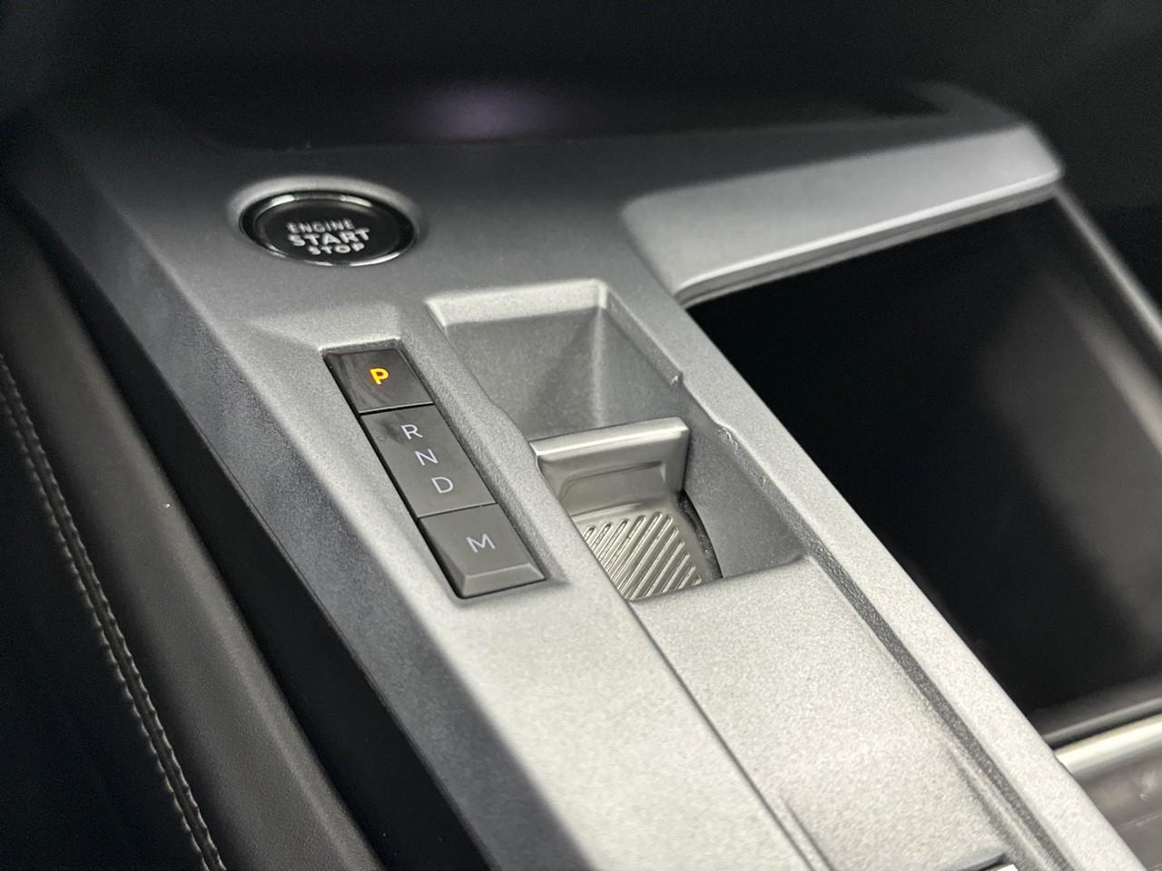 Peugeot 308 sw puretech 130ch s&s eat8 allure — photo 28
