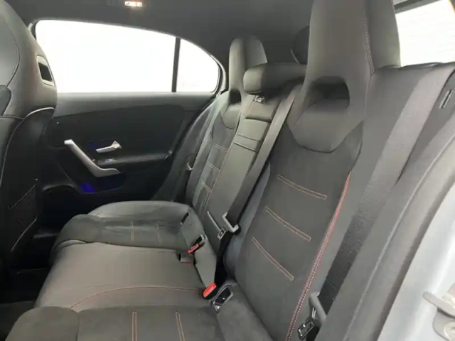 Mercedes Classe A 200 d amg line — photo 18