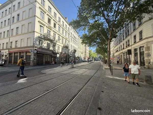 Local commercial 22 m²