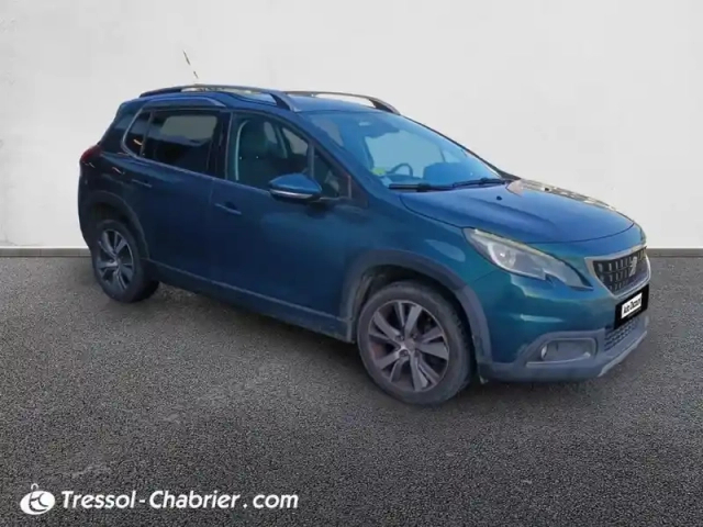 Peugeot 2008 1.2 puretech 110ch s&amp;s bvm5 allure — photo 15