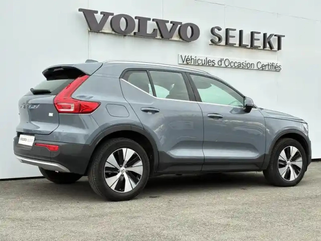Volvo Xc40 t4 recharge 129+82 ch dct7 — photo 3