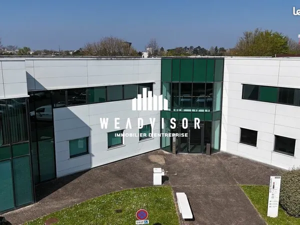 Bureaux 144 m² ARTIGUES-PRÈS-BORDEAUX