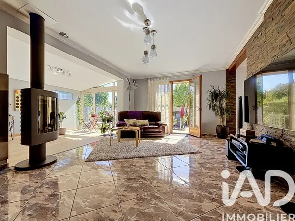 Maison 7 pièces 133 m²