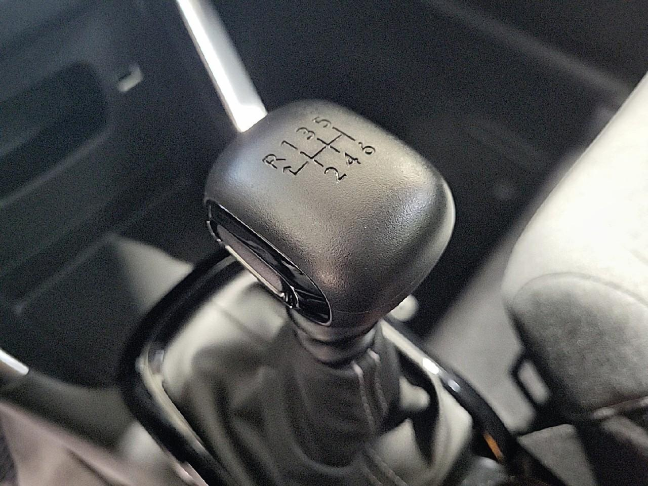 Citroën C3 Aircross puretech 110 s&s bvm6 c-series — photo 17