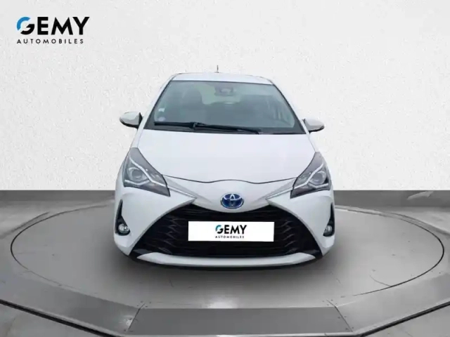 Toyota Yaris hybride pro 100h — photo 32