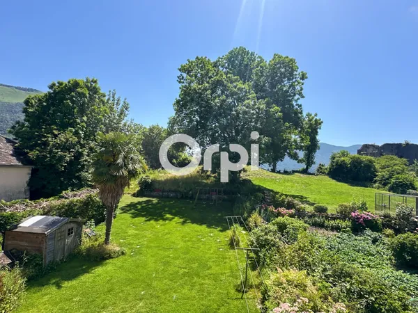 Maison 5 pièces 260 m²